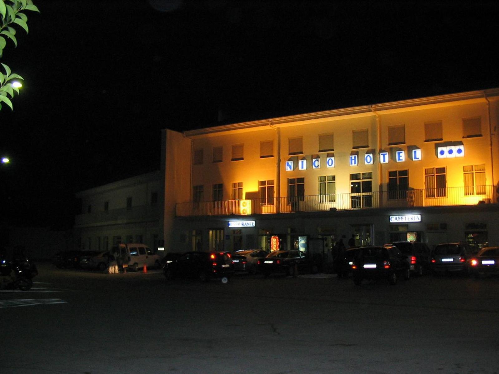 מדינצ'לי Hotel Nico מראה חיצוני תמונה