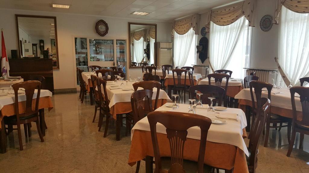 מדינצ'לי Hotel Nico מראה חיצוני תמונה