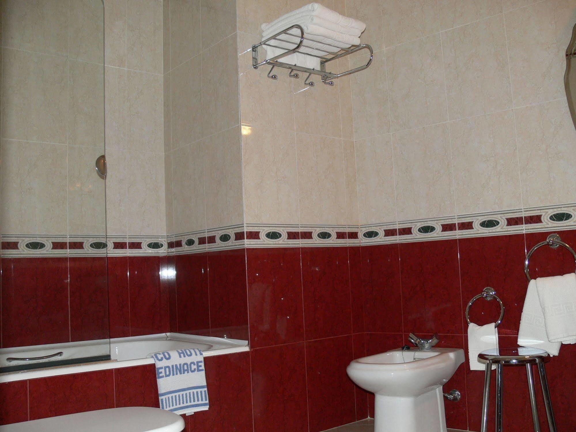 מדינצ'לי Hotel Nico מראה חיצוני תמונה